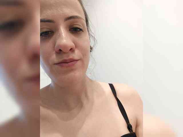 LuxeAngel webcam