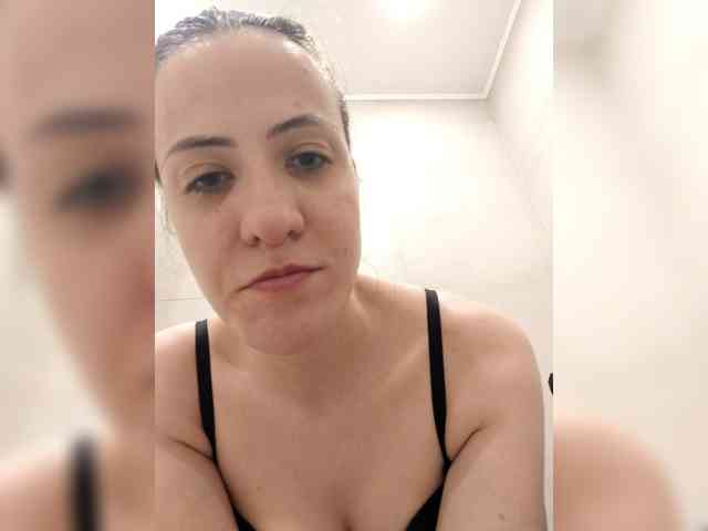 LuxeAngel webcam