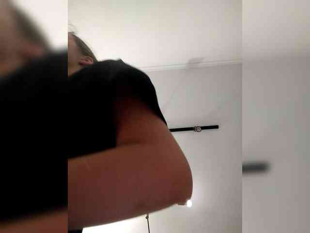 AngelDolores webcam