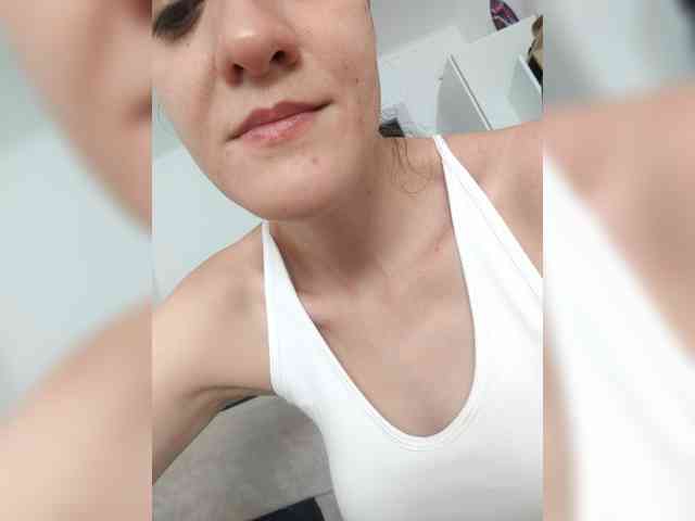 AngelDolores webcam