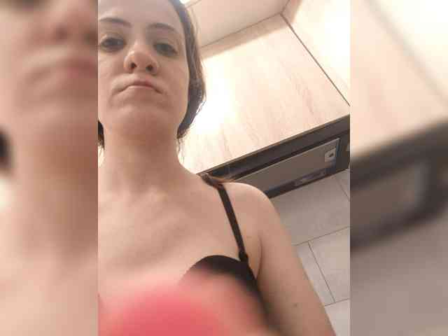 LuxeAngel webcam