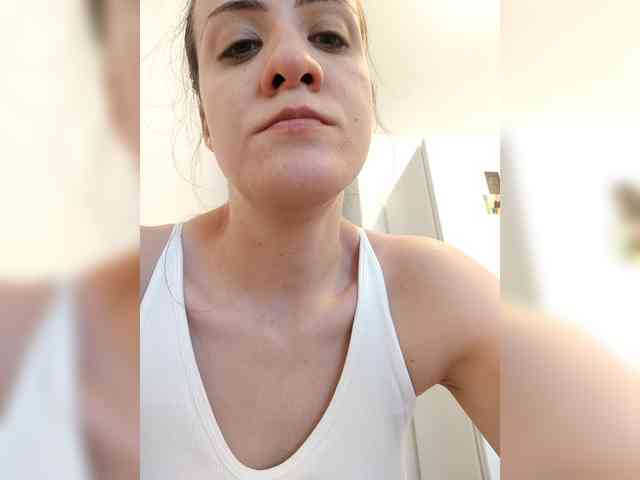 LuxeAngel webcam