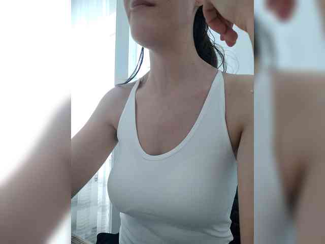 LuxeAngel webcam