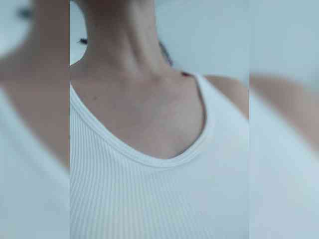 AngelDolores webcam