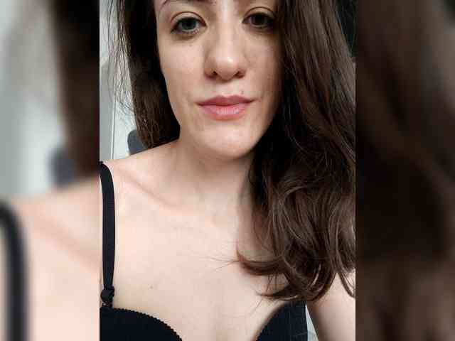 LuxeAngel webcam