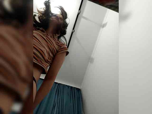 AngelDolores webcam