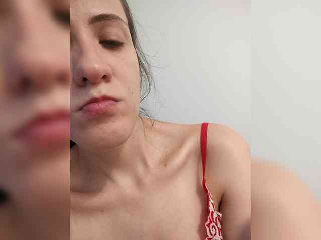 AngelDolores webcam