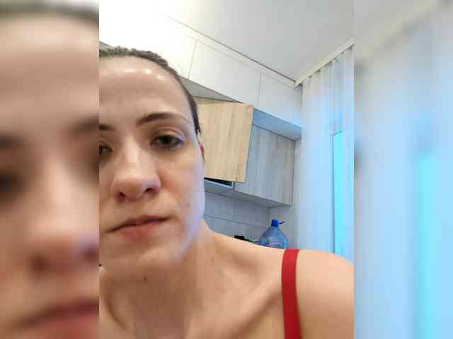 LuxeAngel webcam
