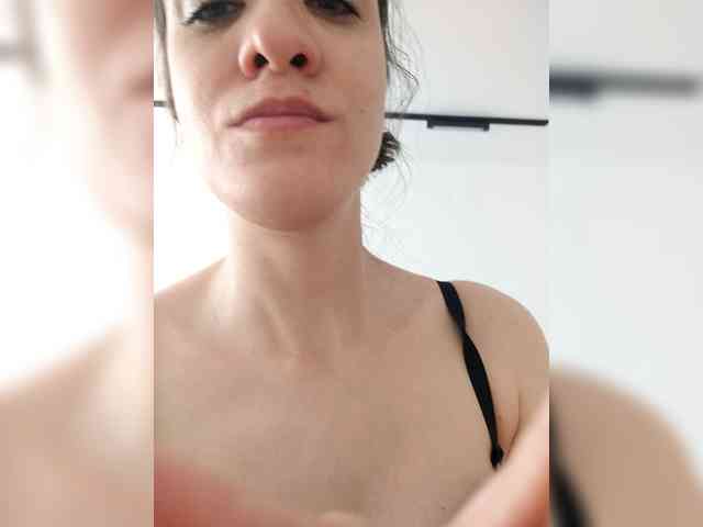 LuxeAngel webcam