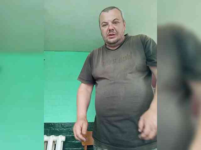 Dog-Gangster Sex Cam Show