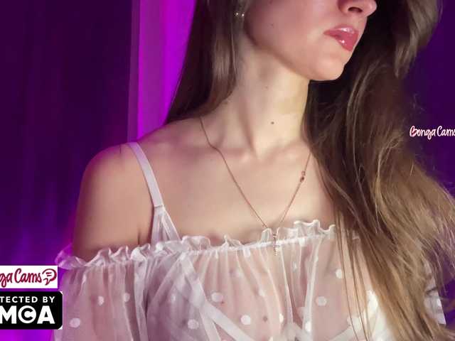 Vvv-lifffe's BongaCams show and profile