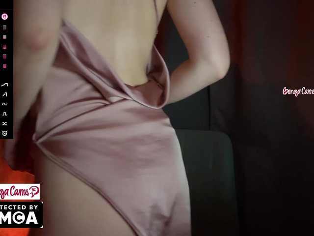 Vvv-lifffe live cam on BongaCams
