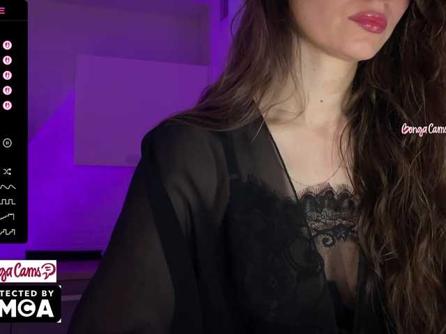 Vvv-lifffe's BongaCams show and profile