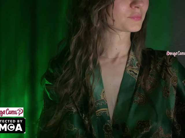 Vvv-lifffe live webcam show