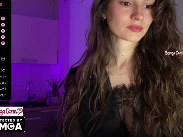 Vvv-lifffe's BongaCams show and profile