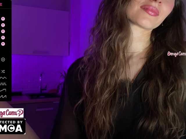 Vvv-lifffe's BongaCams show and profile