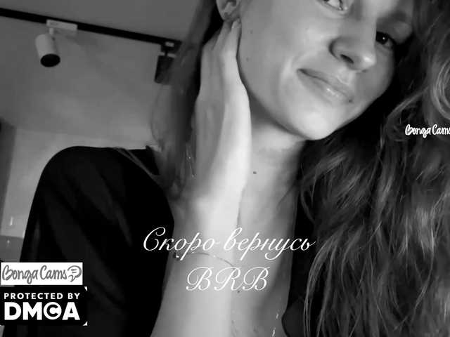 Vvv-lifffe Live Cam on BongaCams