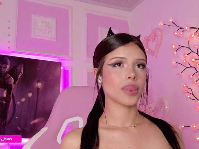 Sammyblaer live cam on BongaCams