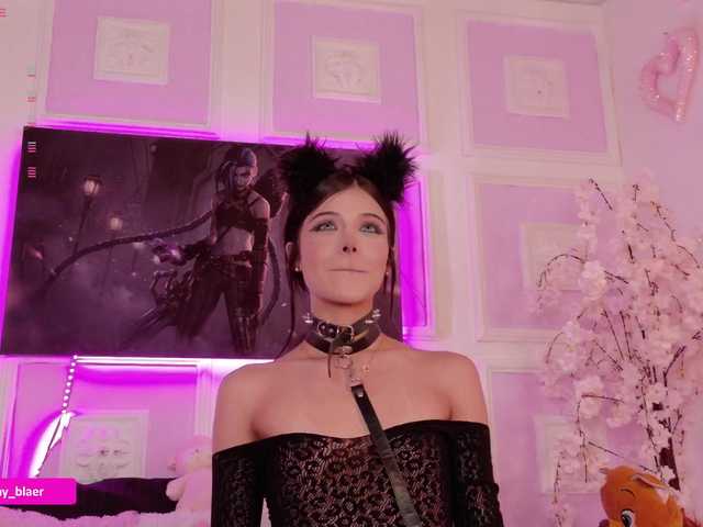 Sammyblaer's BongaCams show and profile