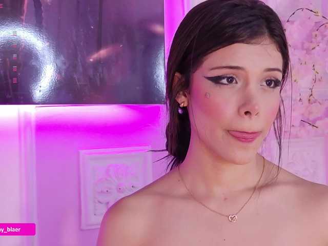 Sammyblaer live cam on BongaCams