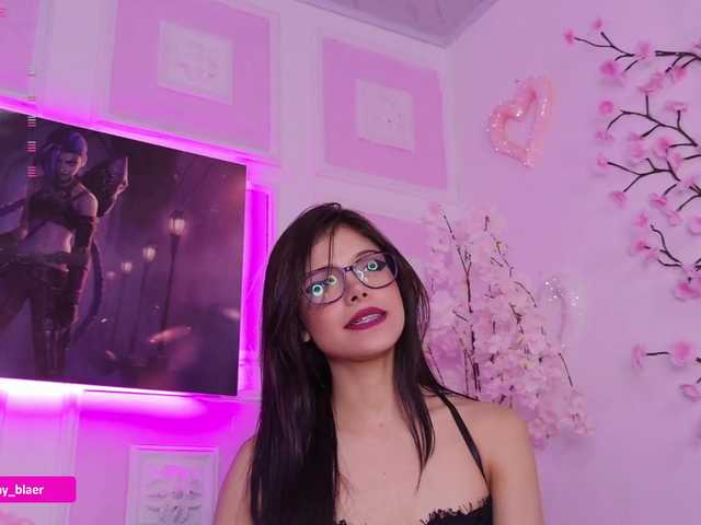 Sammyblaer live cam on BongaCams