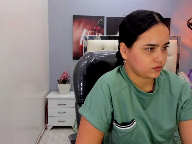 Helen-russo live cam on BongaCams