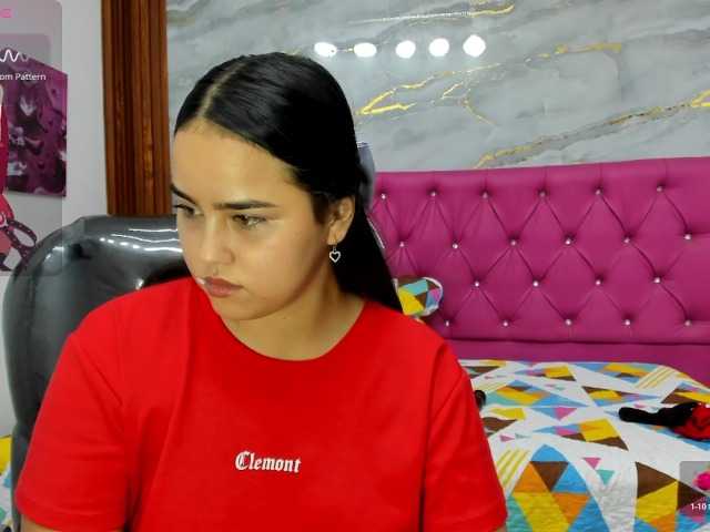 Helen-russo live cam on BongaCams