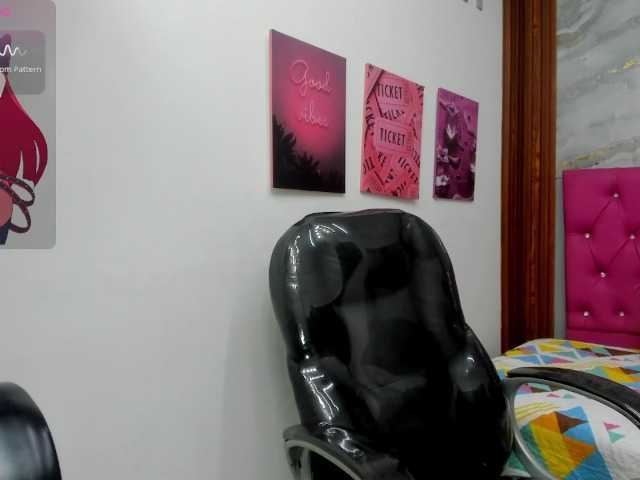 Helen-russo live cam on BongaCams