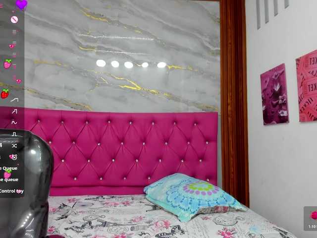 Helen-russo live cam on BongaCams