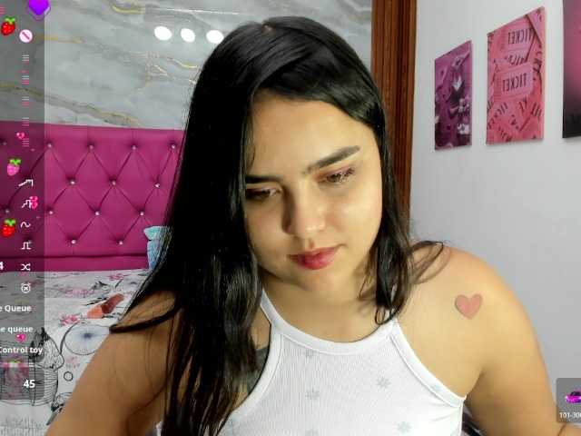 Helen-russo live cam on BongaCams