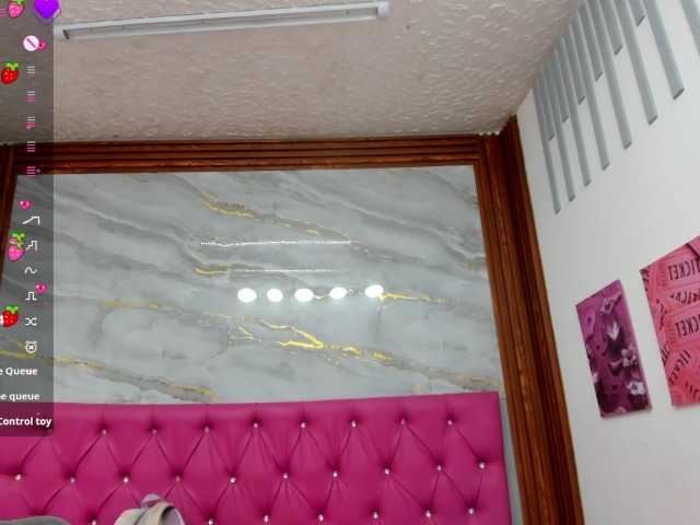 Helen-russo live cam on BongaCams