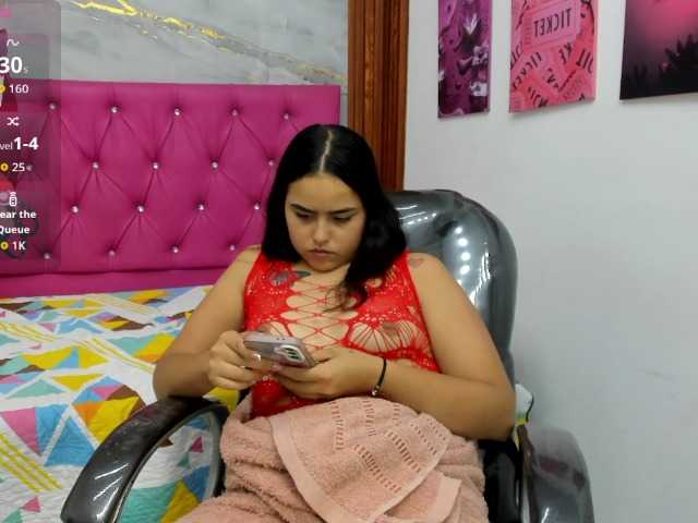 Helen-russo live cam on BongaCams