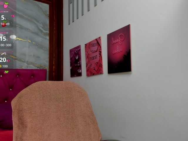 Helen-russo live cam on BongaCams