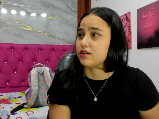 Helen-russo live cam on BongaCams