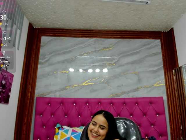 Helen-russo live cam on BongaCams