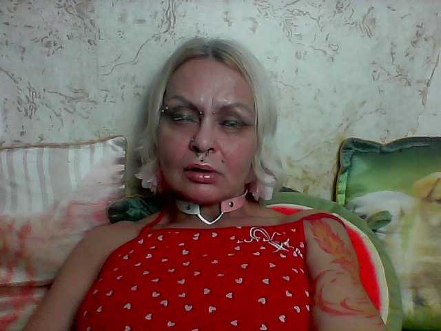 GardenerofIllusions live cam on BongaCams