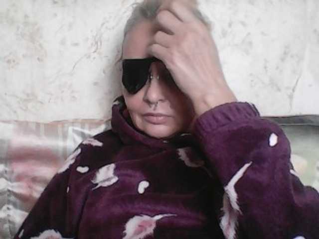 GardenerofIllusions live cam on BongaCams