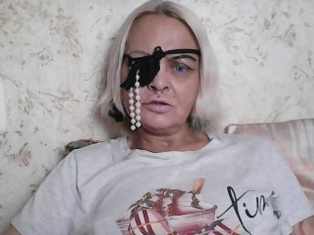 GardenerofIllusions live cam on BongaCams