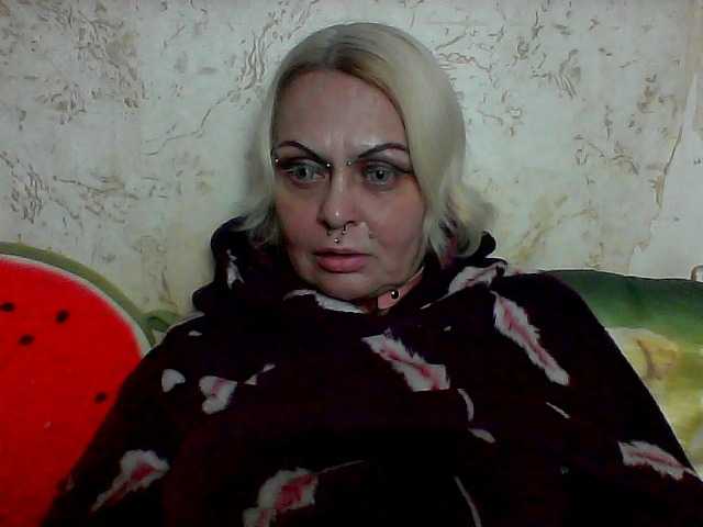 GardenerofIllusions live cam on BongaCams