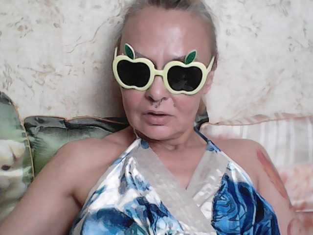 GardenerofIllusions live cam on BongaCams
