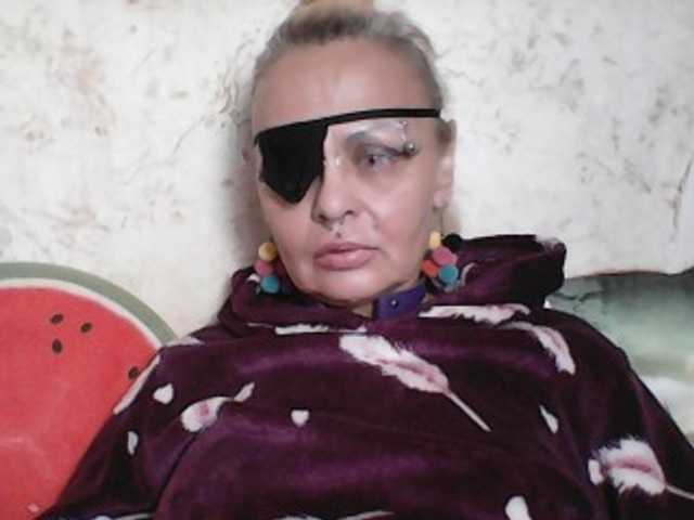 GardenerofIllusions live cam on BongaCams