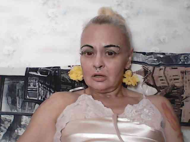 GardenerofIllusions webcam