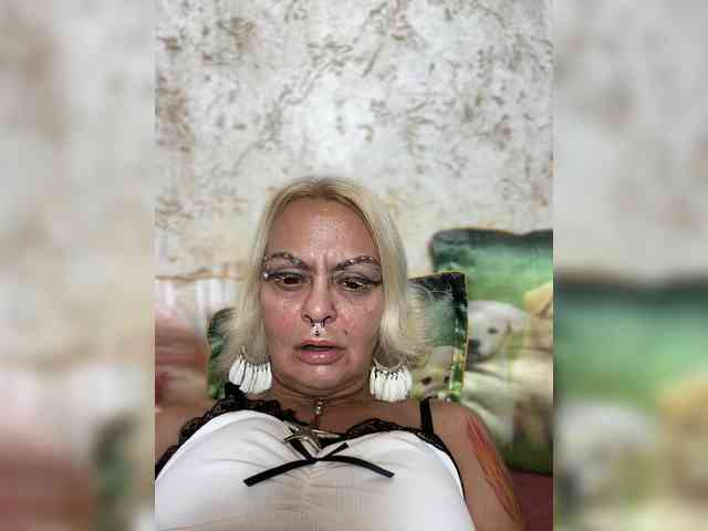 GardenerofIllusions webcam