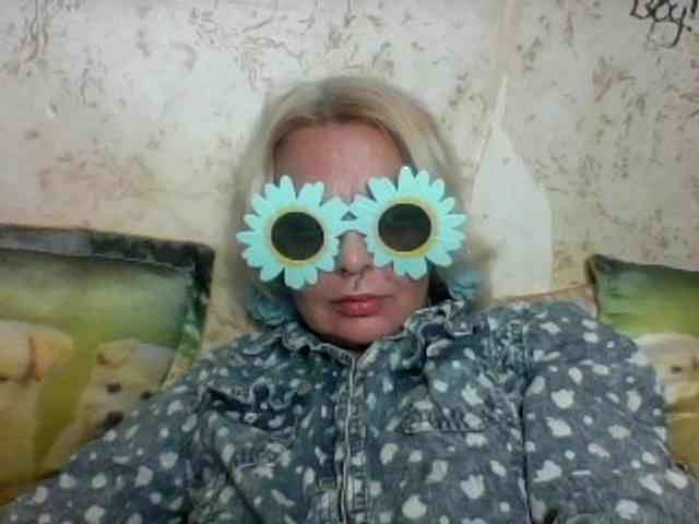 GardenerofIllusi... Live Webcam on BongaCams