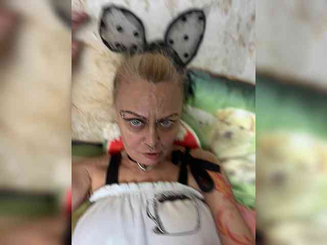 GardenerofIllusions webcam