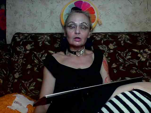 GardenerofIllusions webcam