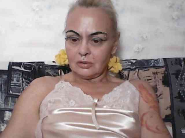 GardenerofIllusions webcam
