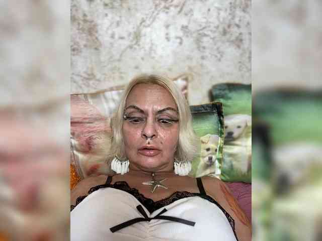 GardenerofIllusions webcam