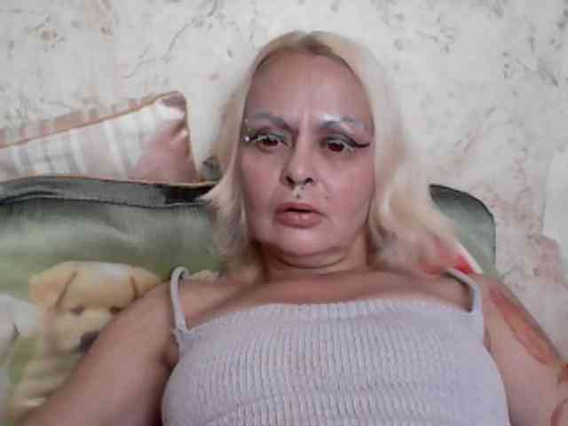 GardenerofIllusions webcam