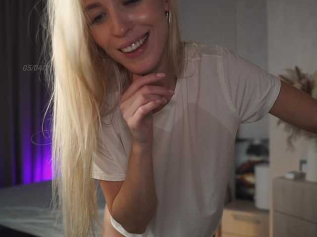 Lovely-Olivia